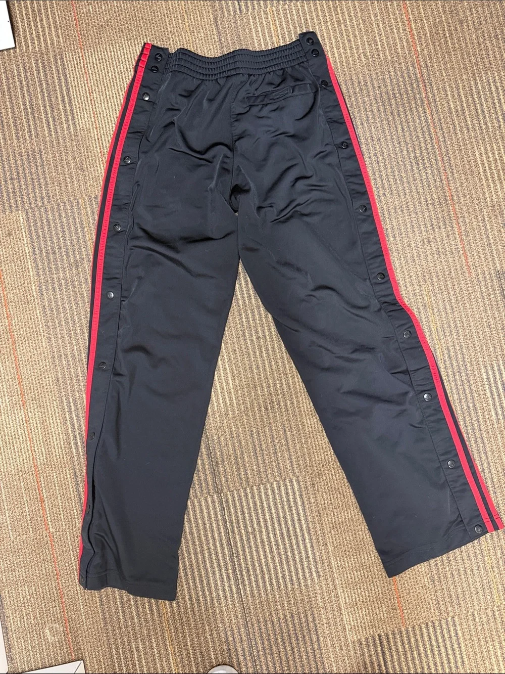 🖤❤️ adidas Women’s Black Snap Trackpants Red Side Stripes Medium 🖤❤️